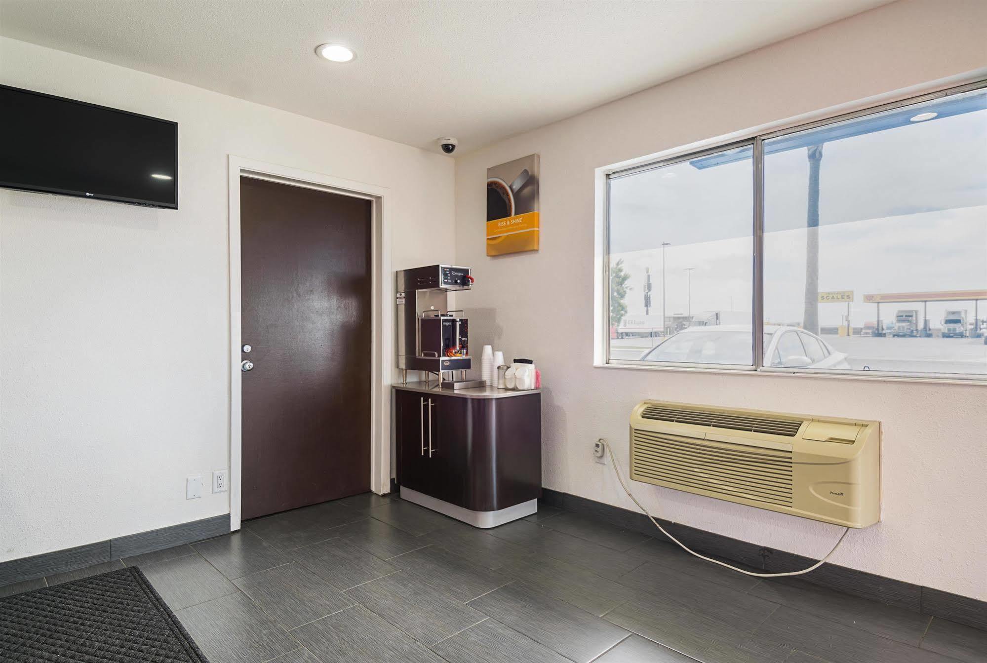 Motel 6 Lost Hills / Buttonwillow Racetrack Ngoại thất bức ảnh