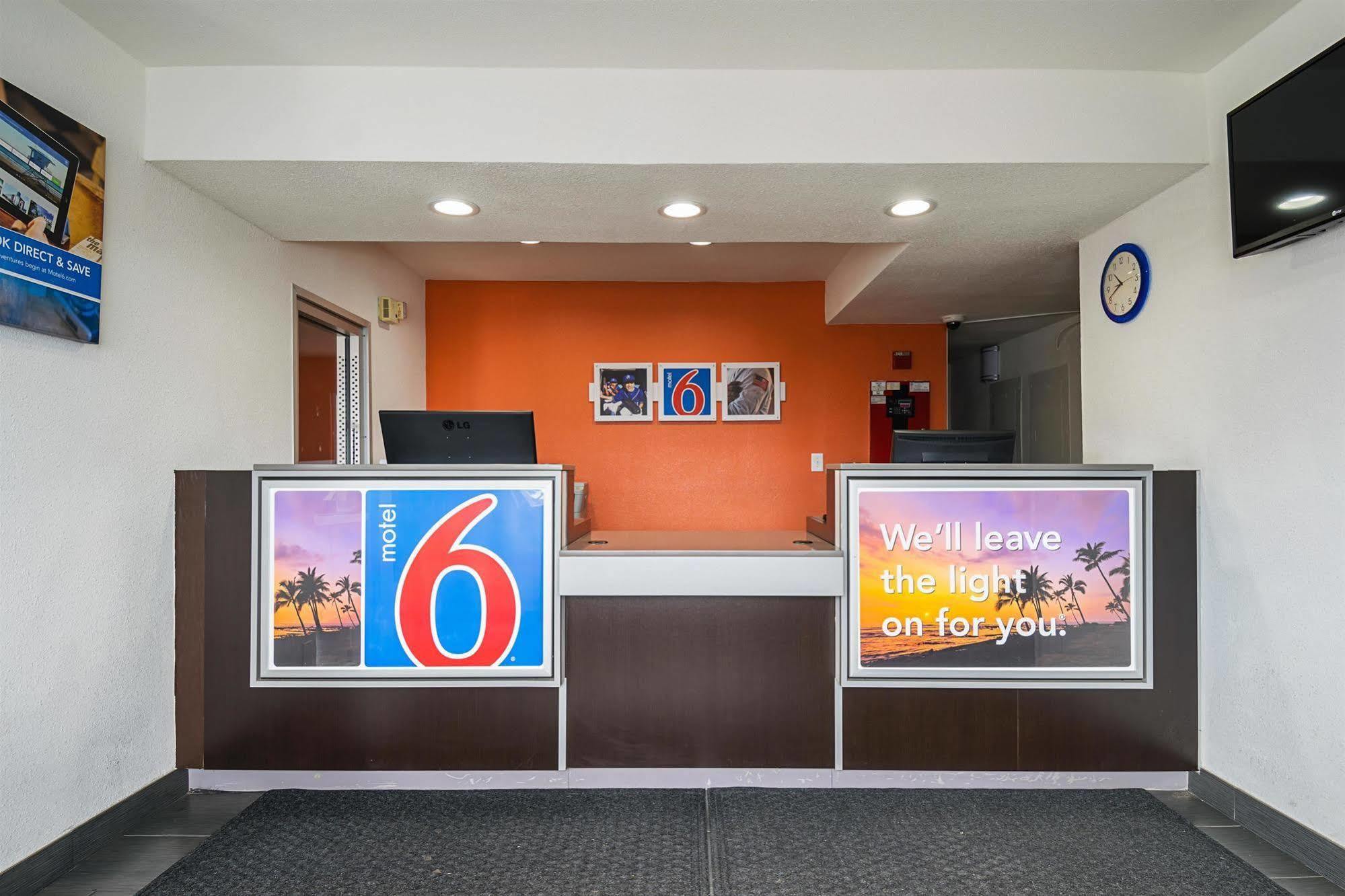 Motel 6 Lost Hills / Buttonwillow Racetrack Ngoại thất bức ảnh