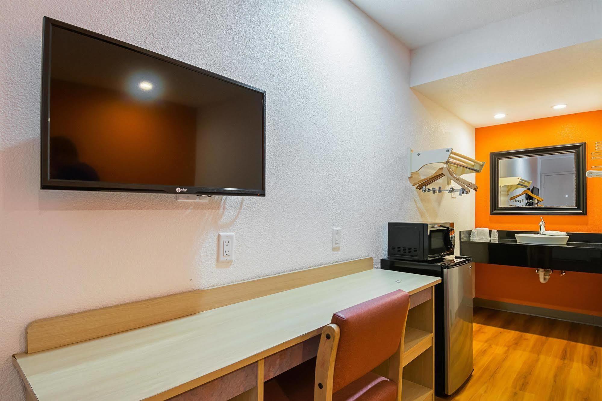 Motel 6 Lost Hills / Buttonwillow Racetrack Ngoại thất bức ảnh