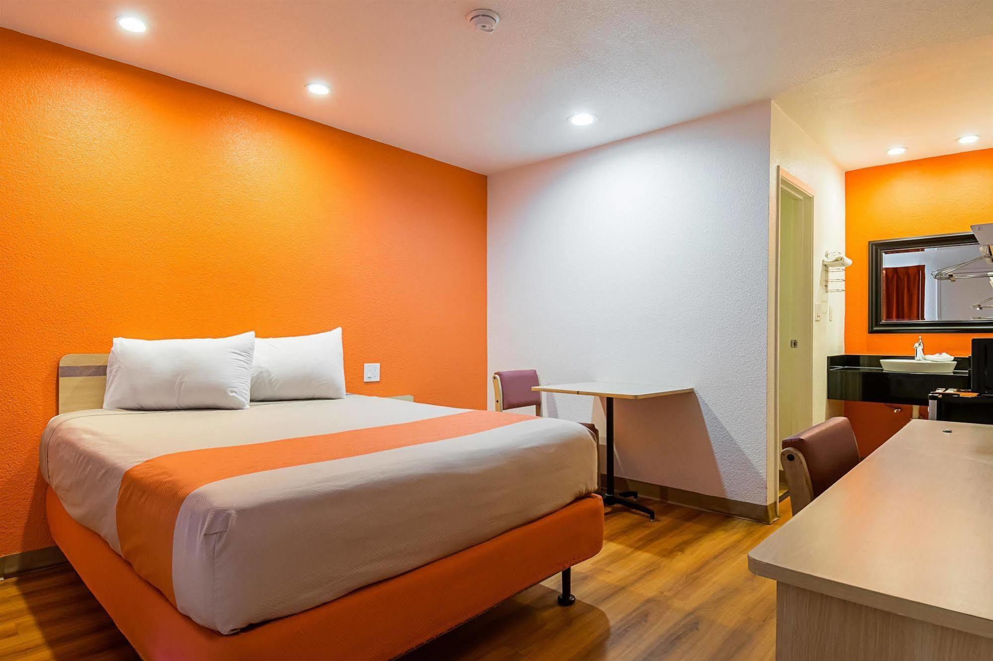 Motel 6 Lost Hills / Buttonwillow Racetrack Ngoại thất bức ảnh