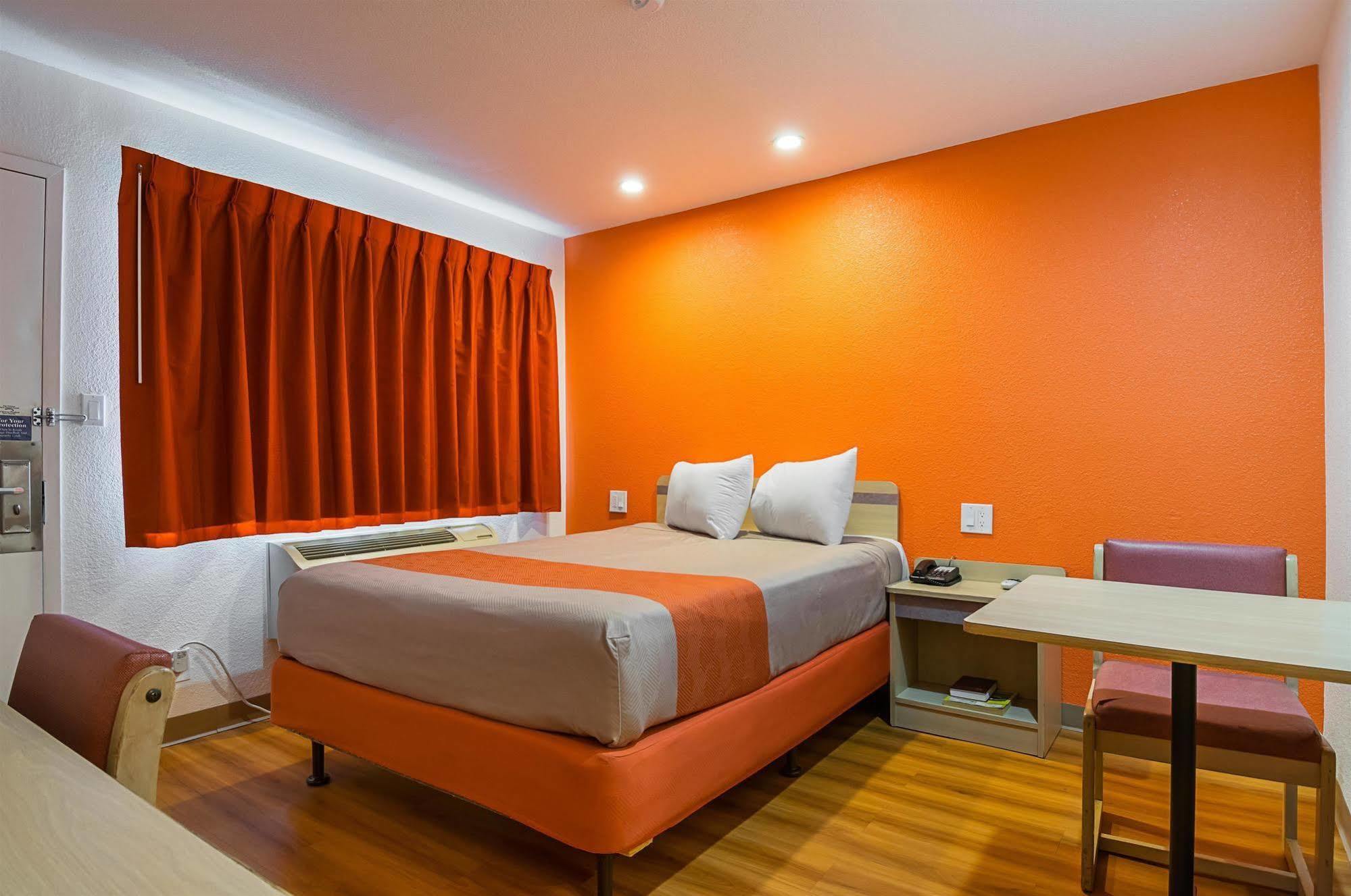 Motel 6 Lost Hills / Buttonwillow Racetrack Ngoại thất bức ảnh